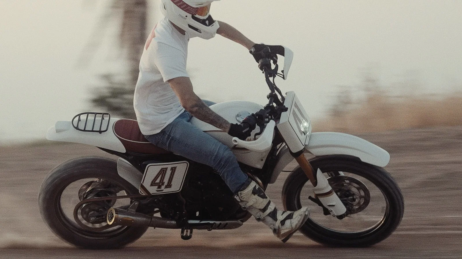 Tamarit Motos Miura