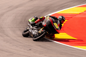 L'ancien vainqueur de la course MotoGP crée l'histoire avec Harley-Davidson