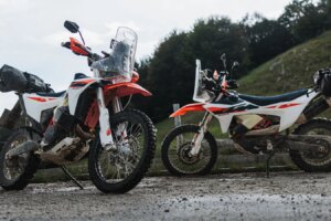 La KTM 690 Rally reçoit le prix de la Yamaha Ténéré 700 Rally