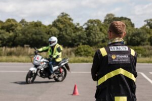 Règles relatives au permis moto progressif introduites en Irlande du Nord