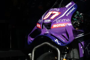 Yamaha semble développer une version révisée de son aileron tri-plan inhabituel