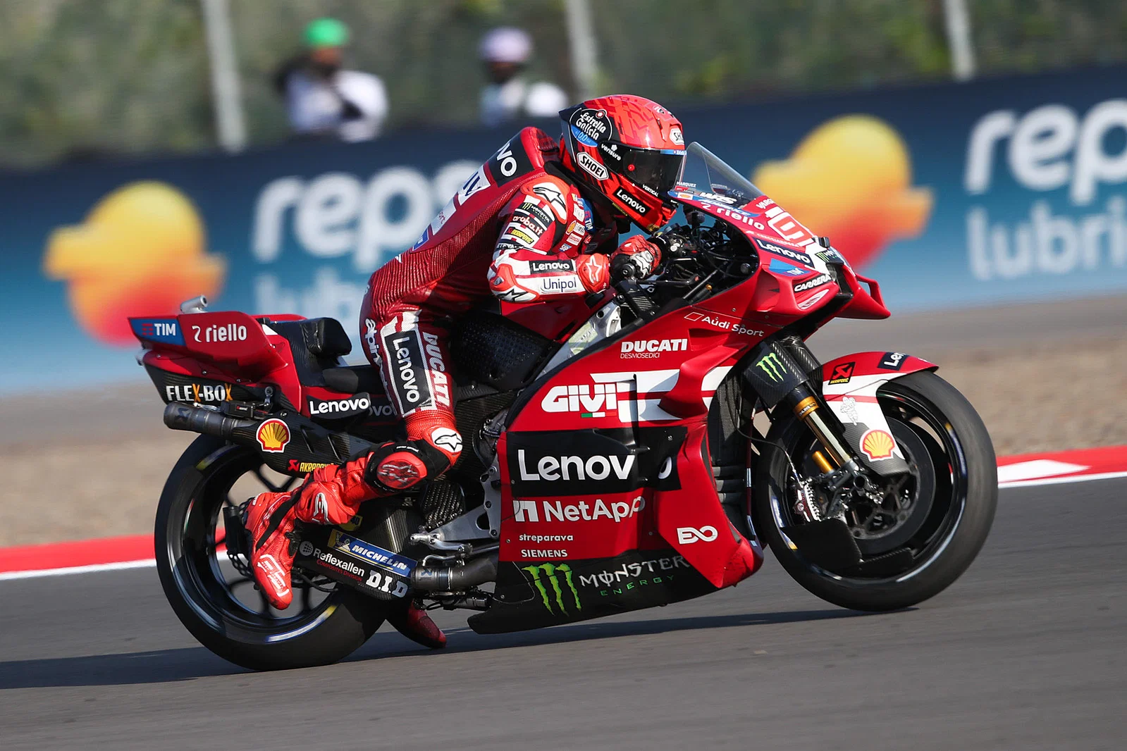 Marc Marquez pendant l'entraînement à Mandalika. Crédit : Or et Oie.