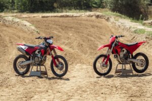 Ducati fait évoluer Desmo450 MX et Desmo450 MX Factory pour 2027