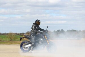 Pouvoirs de la police : nouvelles règles de l'article 59 et ce qu'elles signifient pour les motards