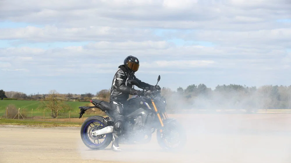 Pouvoirs de la police : nouvelles règles de l'article 59 et ce qu'elles signifient pour les motards