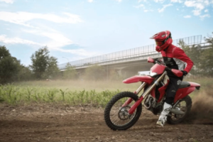 La Ducati Desmo450 emmène le duo italien vers un nouveau record du monde d'endurance
