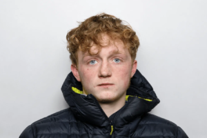 Un motard découvre une moto disparue après que le trafiquant de drogue de Leeds a publié des vidéos en ligne
